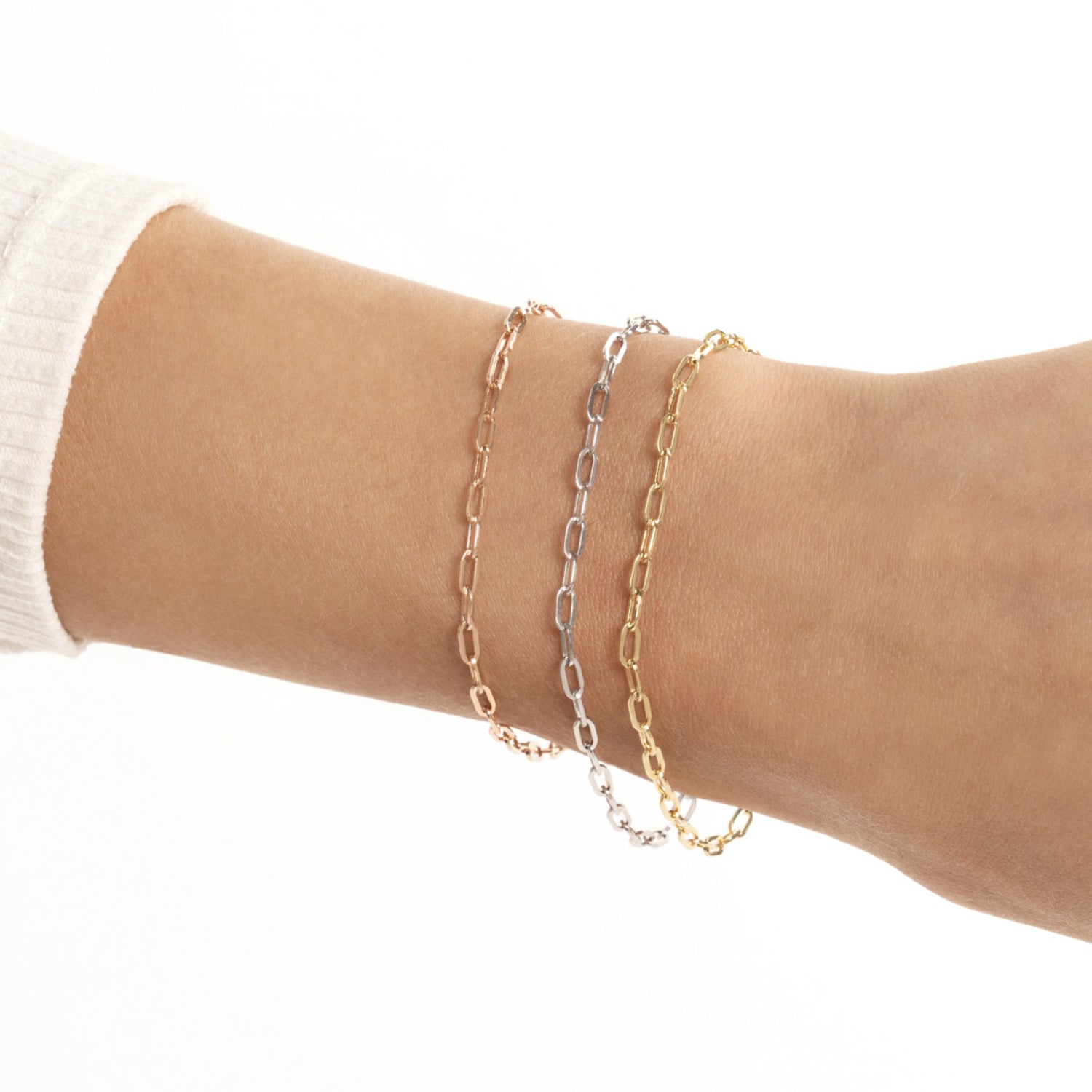 Rose Gold Interlocked Bracelet – GIVA Jewellery
